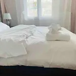 Luxury Apartment In City Center