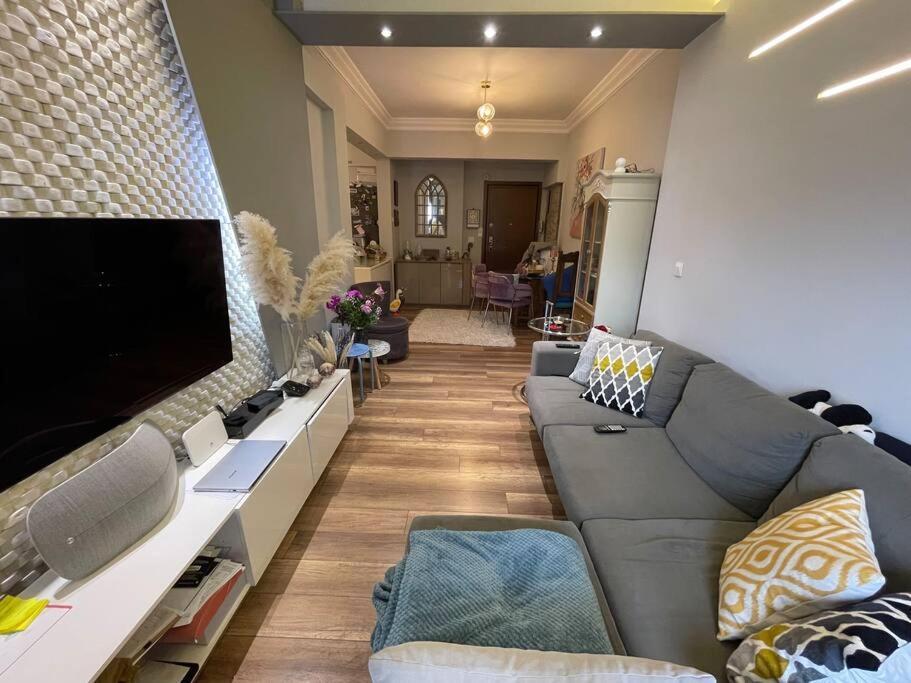 Luxury In Center Apartment *