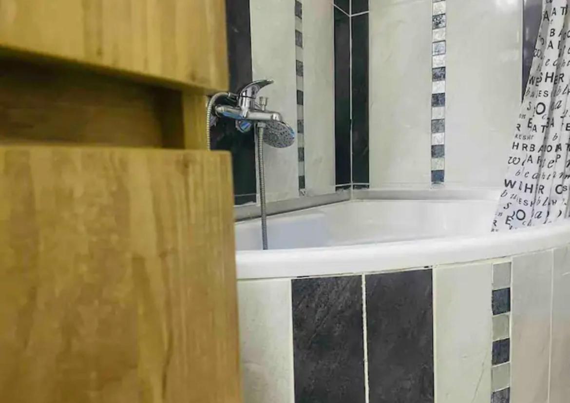 Luxury In Center Apartment Thessaloniki